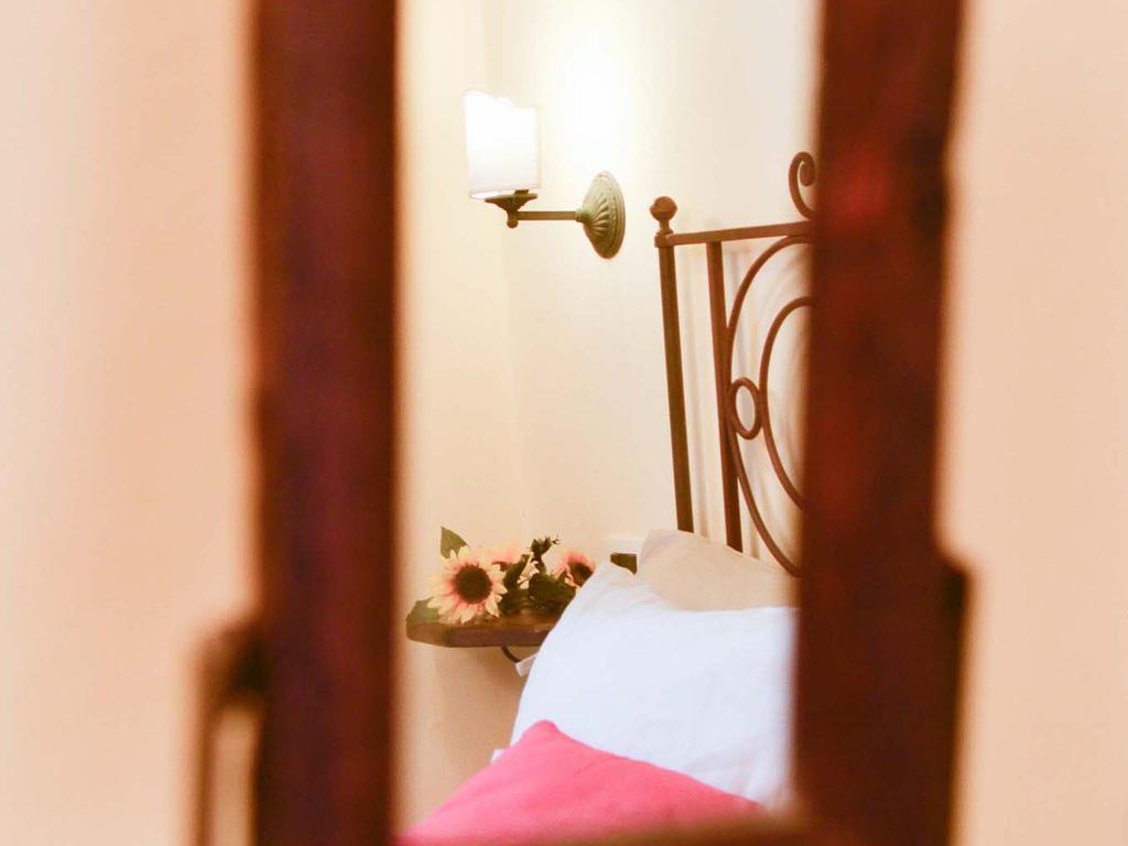 B&B Vicolo Della Scala Cortona Eksteriør bilde